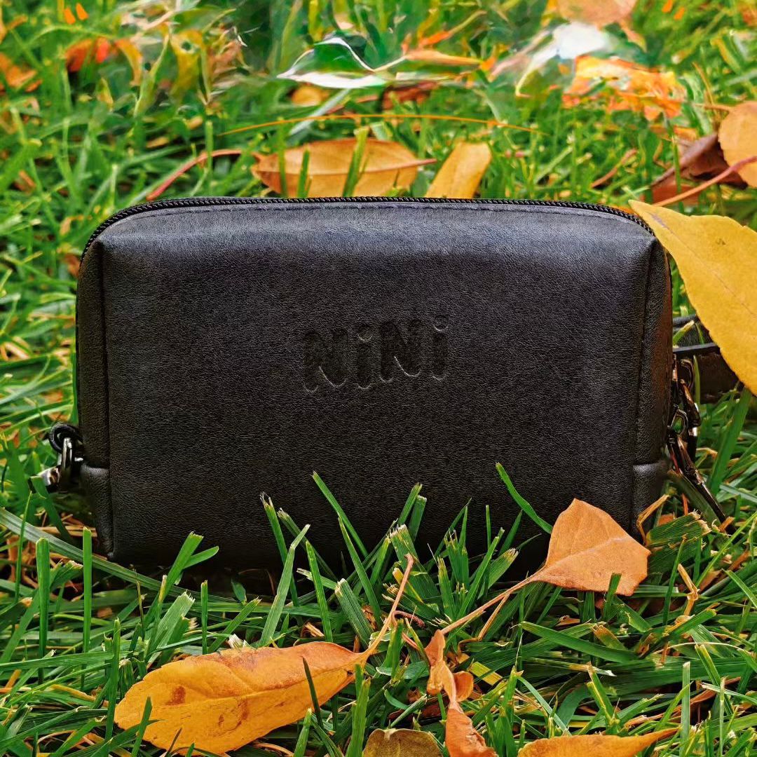 Nini S portable pouch